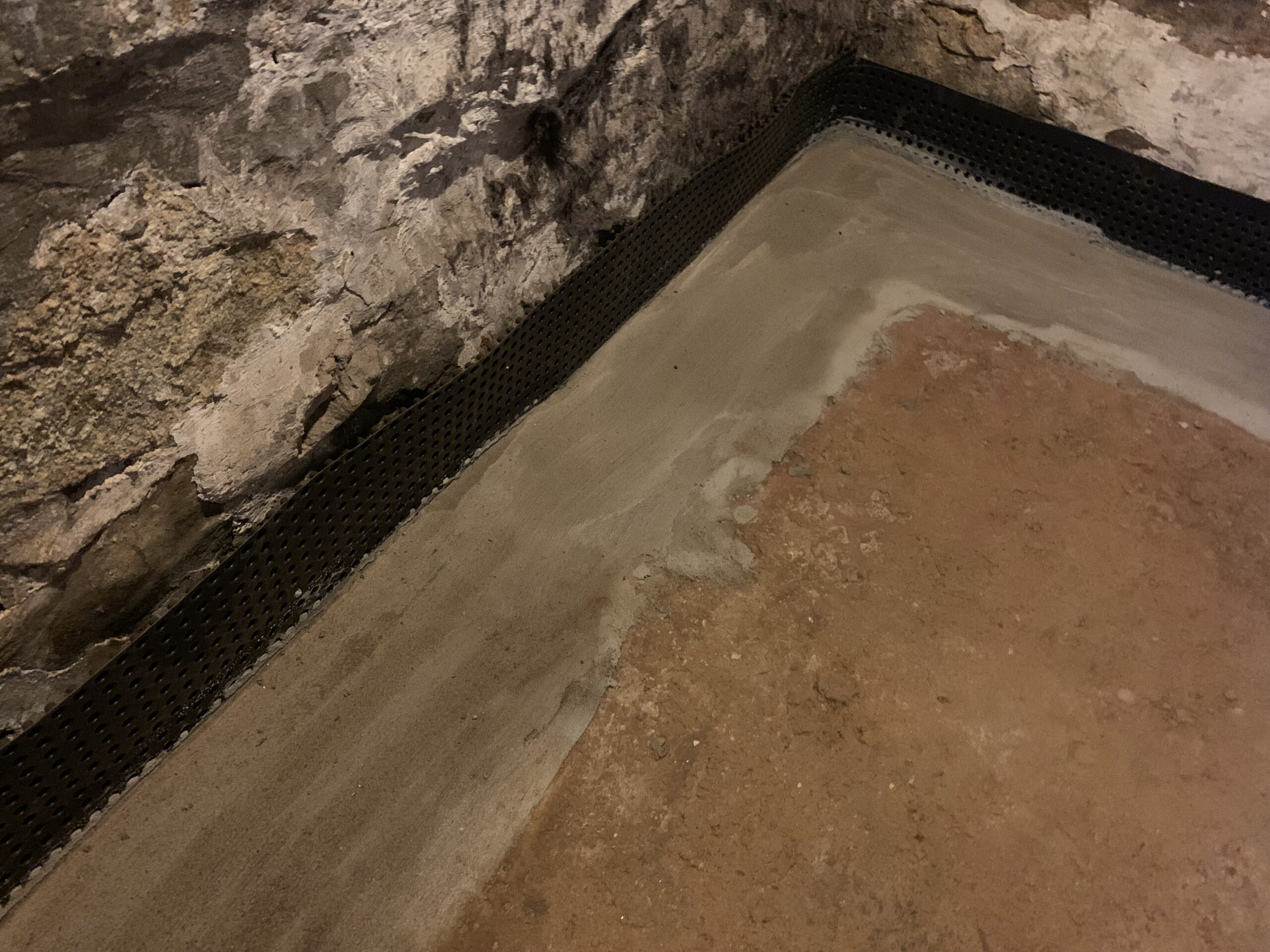 Read more about the article Interior vs. Exterior Basement Waterproofing: Making the Right Choice for Your Home